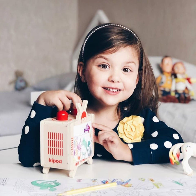 CreaTV - Wooden Craft TV Storytelling Kit